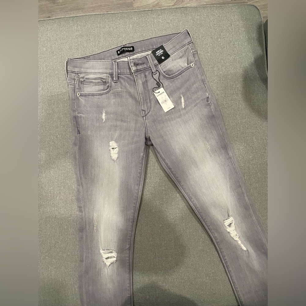 NWOT Express Size 6 express Ankle Leggings Mid Rise